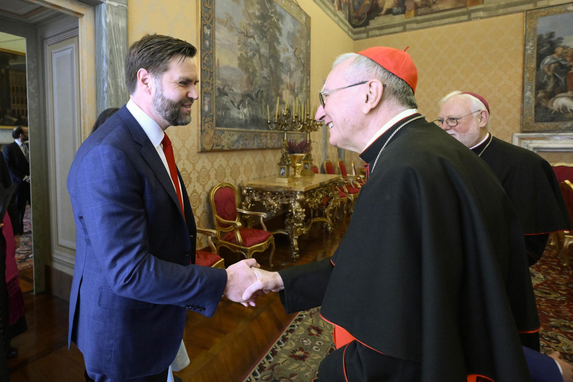 Durante una reunión, Vance y el secretario de Estado vaticano abordaron la cuestión de los migrantes y presos. Noticias en tiempo real