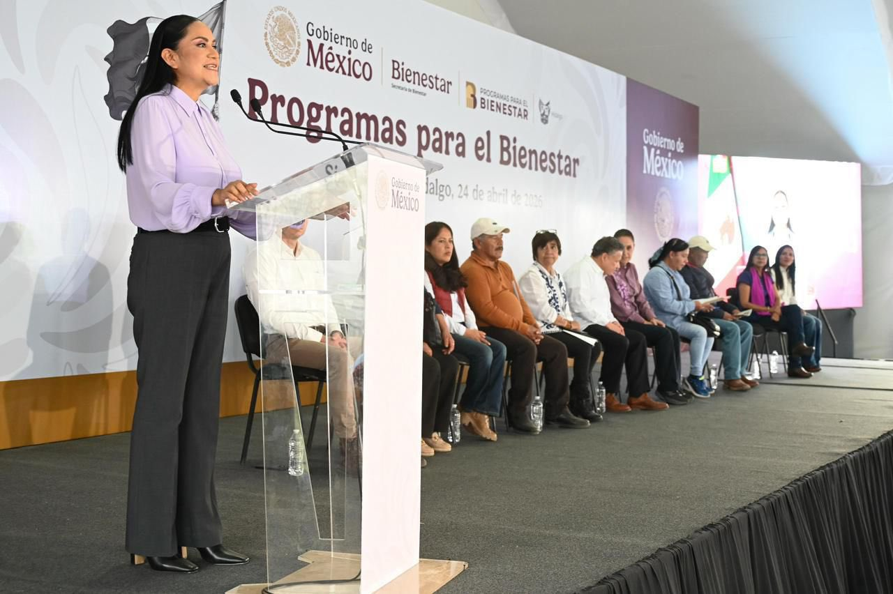 Esquiva Ariadna Montiel preguntas sobre su futuro en Morena