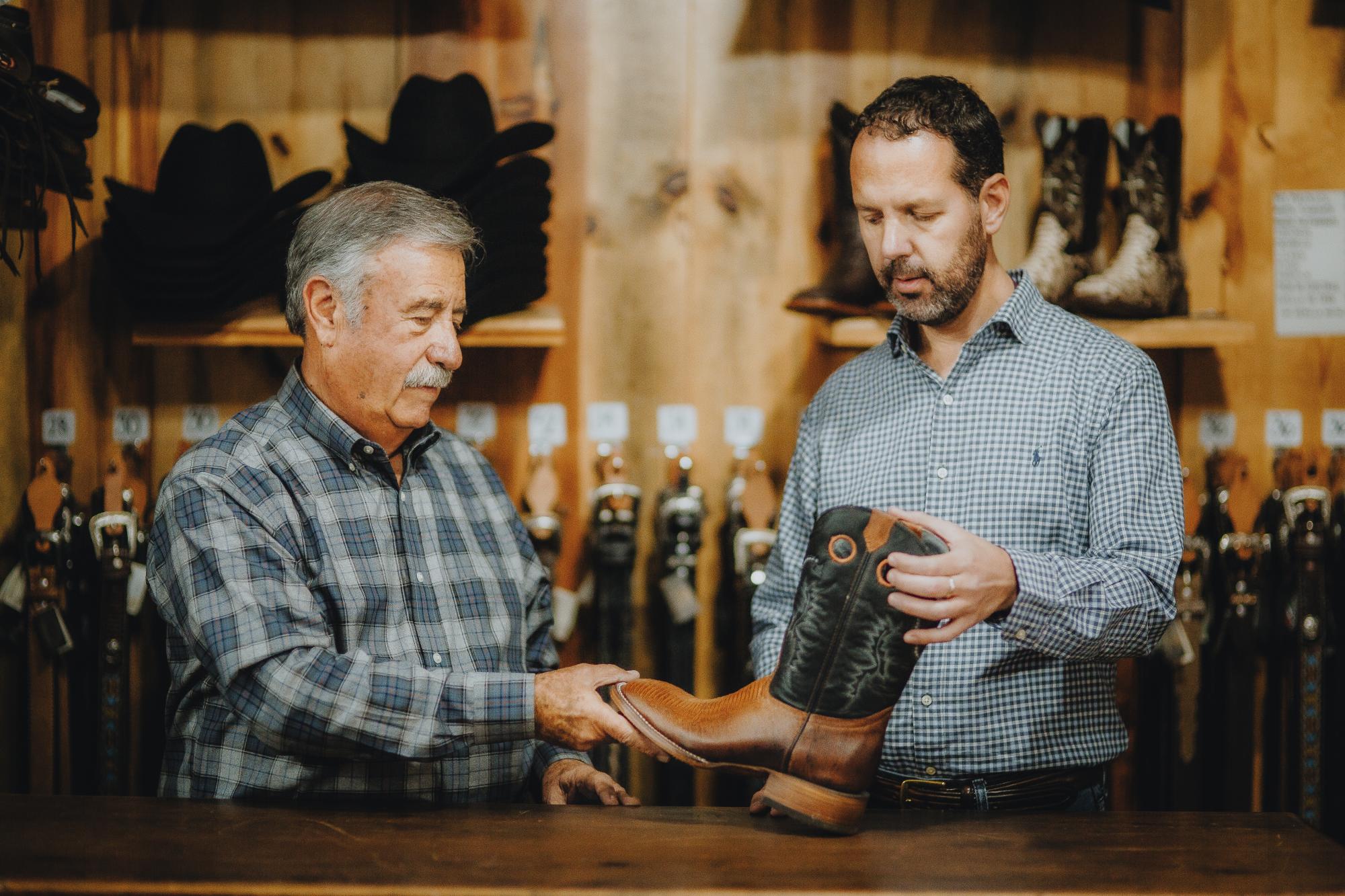 Para vestir ropa vaquera en Saltillo hay que conocer Botas Recio