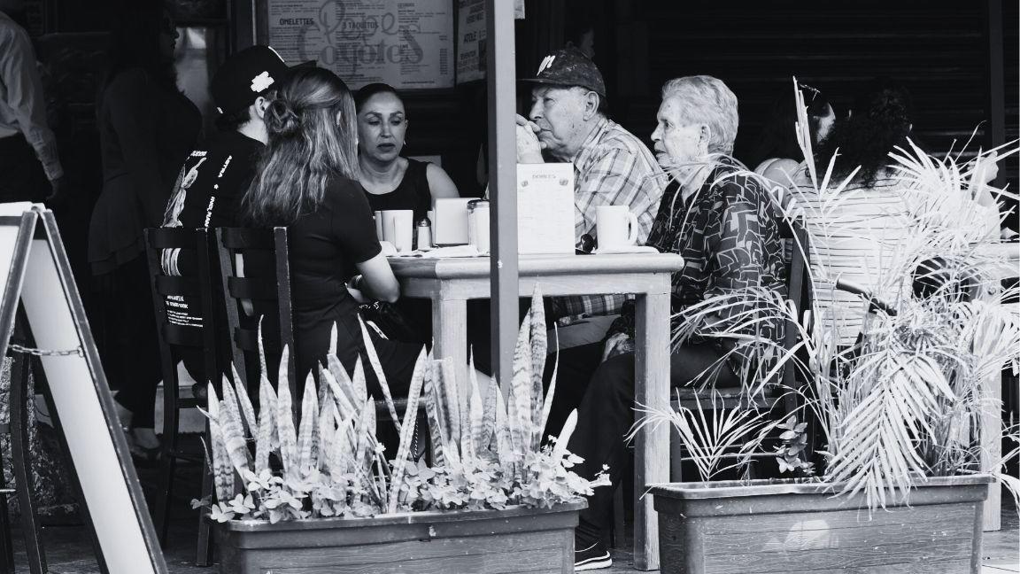 Coahuila: arrancó 2026 con caída de 18.6% personal ocupado en servicios de alojamiento y alimentos