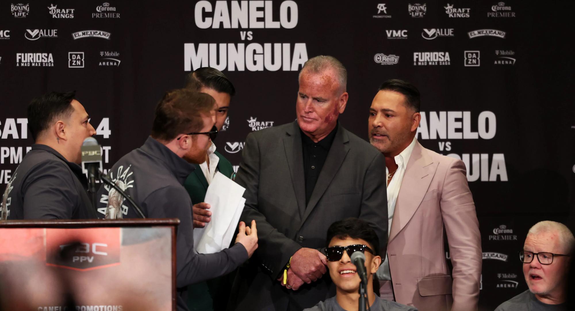 Canelo vs Munguía: Saúl Álvarez se le va a los golpes a Óscar de la Hoya y lo llama la ‘lacra del boxeo’. Noticias en tiempo real