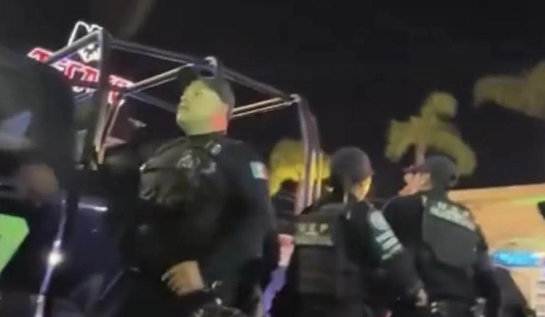 Arrestan a 30 personas tras riña en un bar de Aguascalientes . Noticias en tiempo real