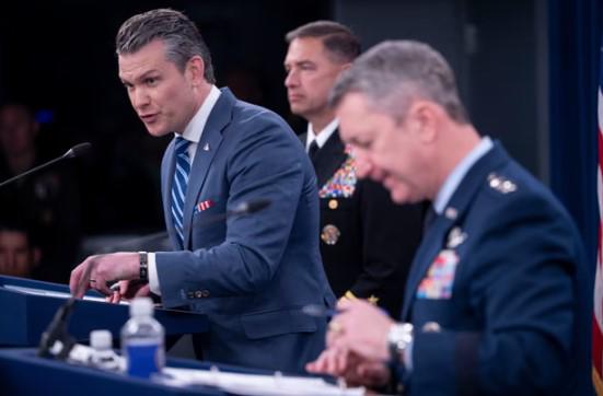 Hegseth afirma que Estados Unidos está ‘listo para la acción’ para completar la tarea de destruir la red energética de Irán