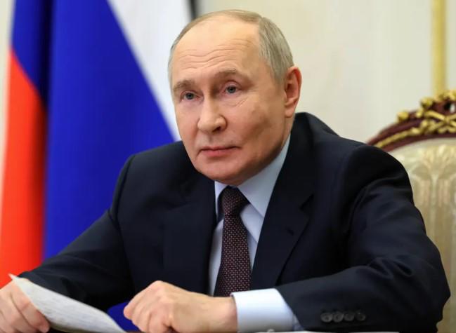 Trump afirma que Putin podría aceptar un alto al fuego temporal en Ucrania
