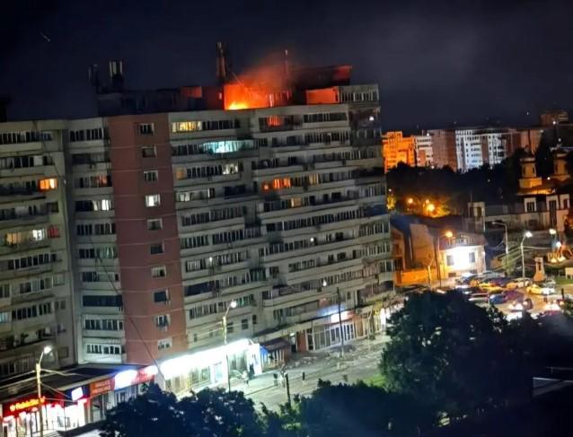 La OTAN promete ‘defender cada centímetro del territorio aliado’ después de que un dron ruso atacara un bloque de apartamentos en Rumanía