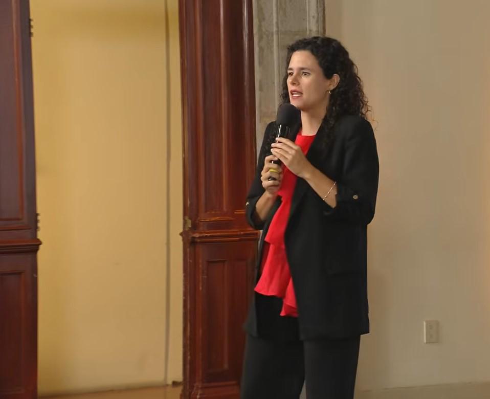 Gobierno de Sheinbaum presenta decreto para trabajadores y e