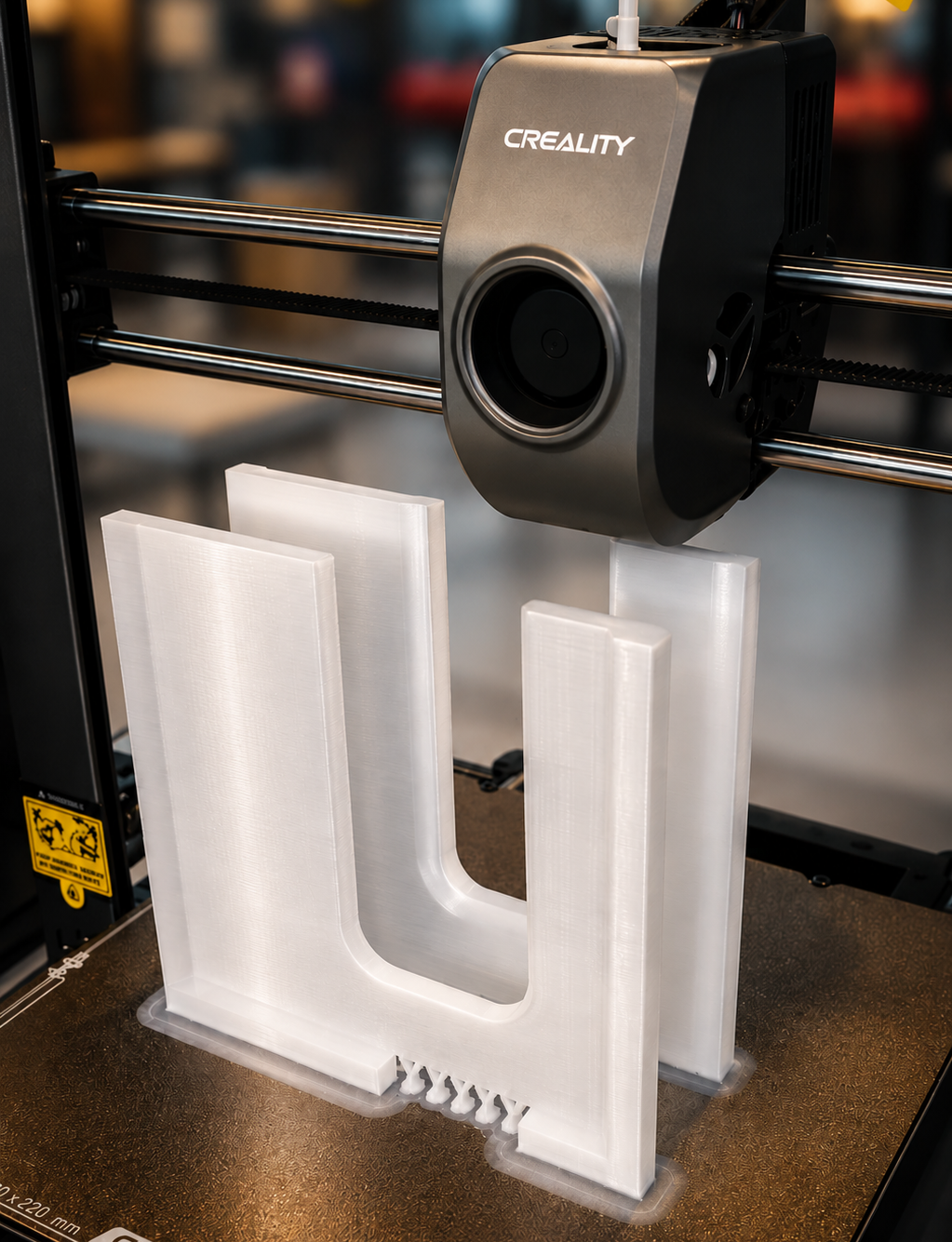 La Sala de Impresión 3D se ha convertido en uno de los espacios clave donde los estudiantes desarrollan sus ideas. FOTO: CARLOS MATAMOROS