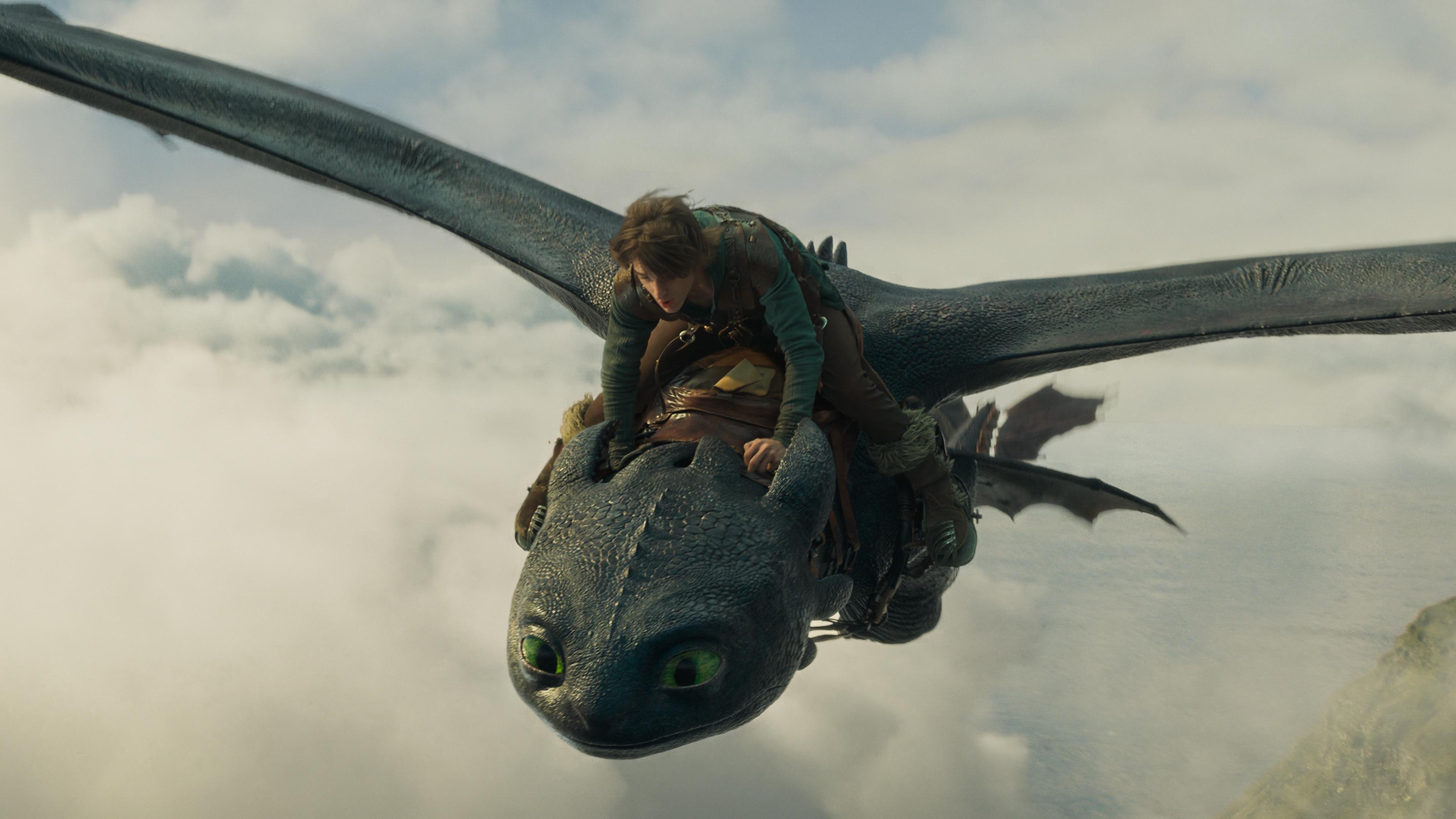 Llega a los cines un nuevo live action ¡Empieza la aventura ‘real’ junto a los dragones!. Noticias en tiempo real