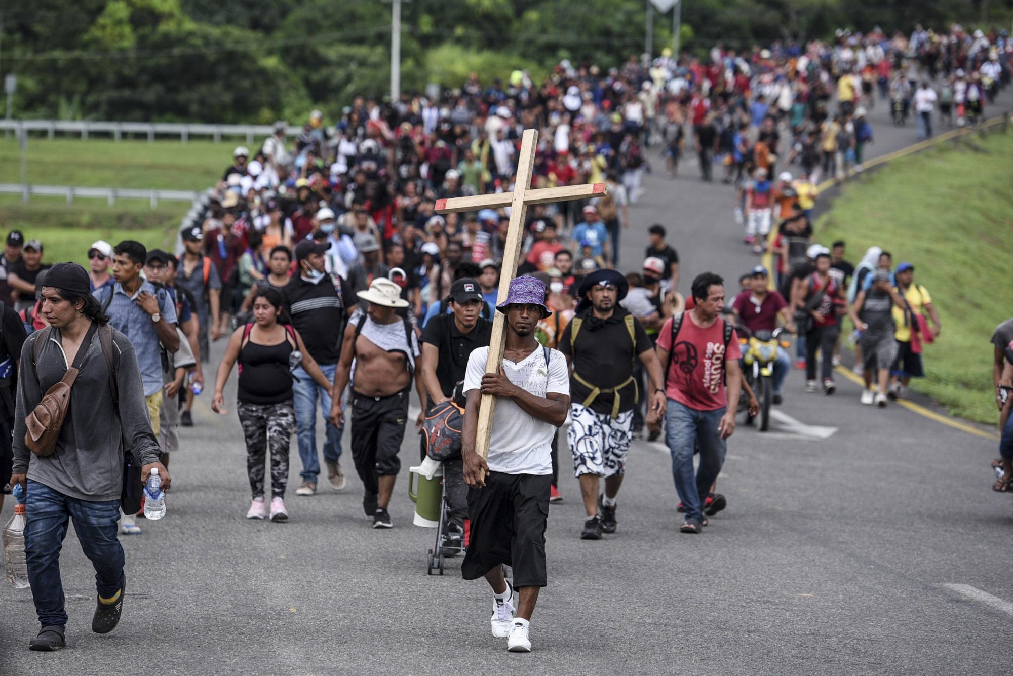 Caravana de migrantes avanza hacia la CDMX. Noticias en tiempo real