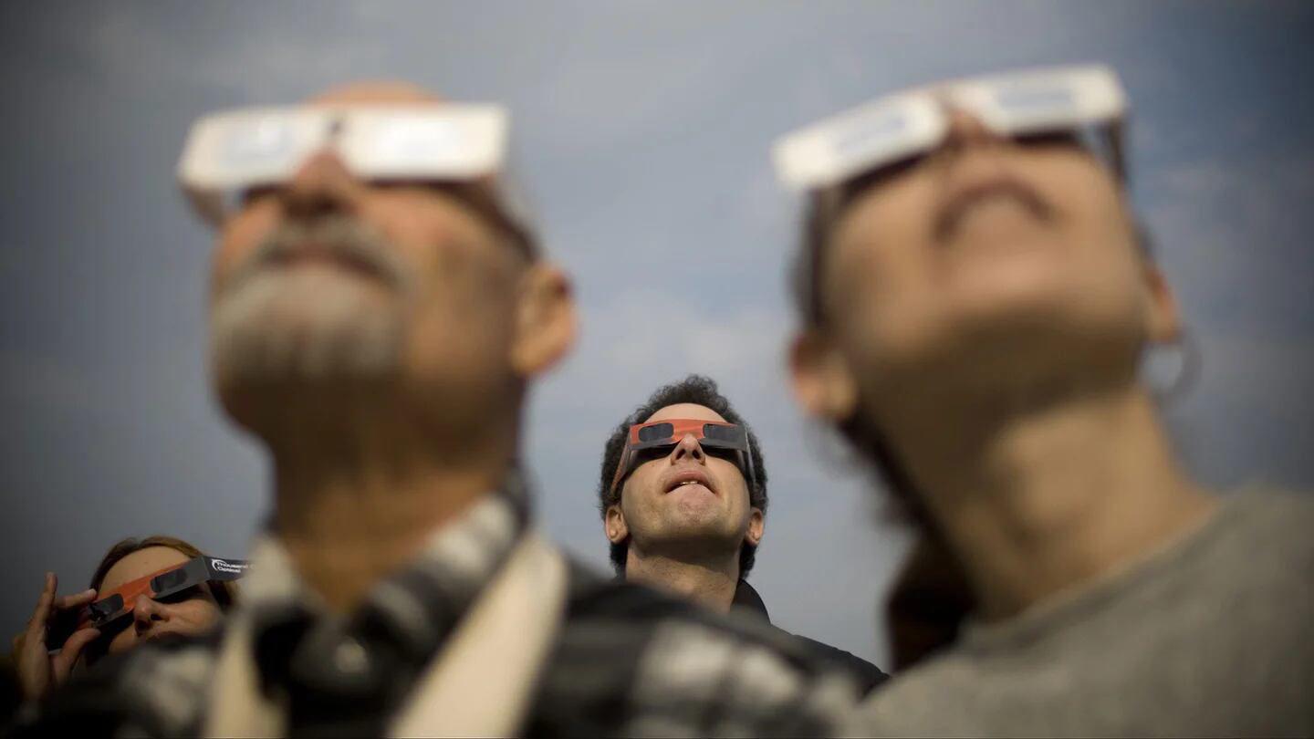 Cuida tu salud visual: alertan sobre venta de anteojos ‘especiales’ para eclipse en Monclova. Noticias en tiempo real