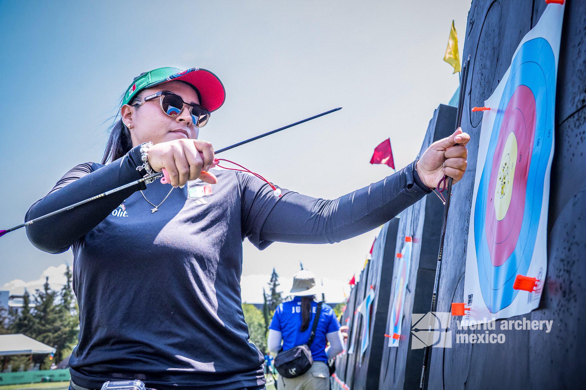 De Monclova para el mundo: Dafne Quintero y Sebastián García van por el oro en el Mundial de Shanghái