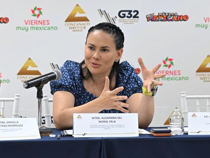 Sheinbaum presume apoyo a Cuba y aplaude a Del Moral