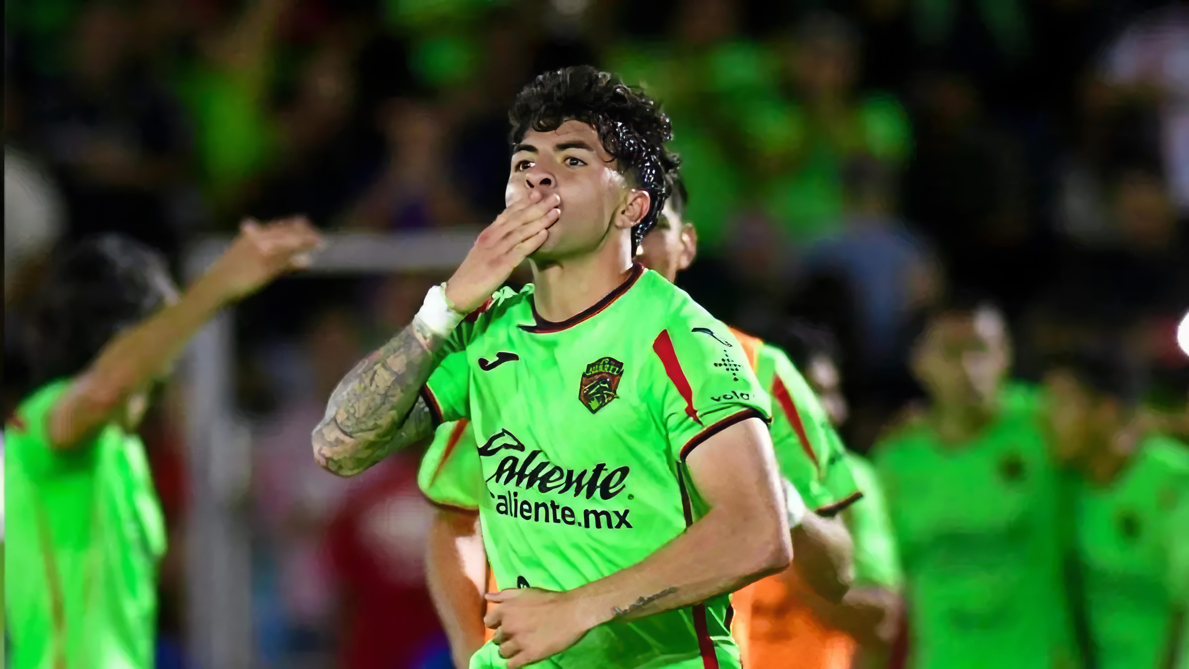 Juárez quiere 10 millones de dólares por Denzell García; hay cuatro interesados; ¿realmente los vale?