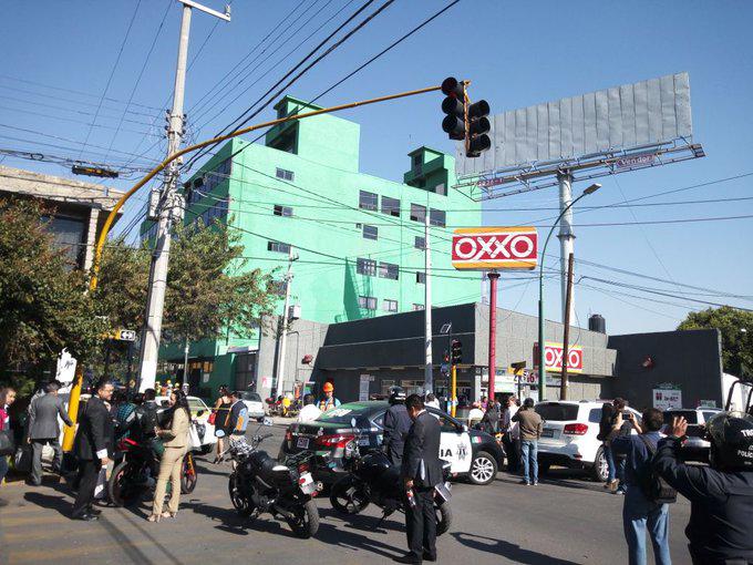 Estado de México: amenaza de bomba causó evacuación de la Secretaría del Trabajo. Noticias en tiempo real