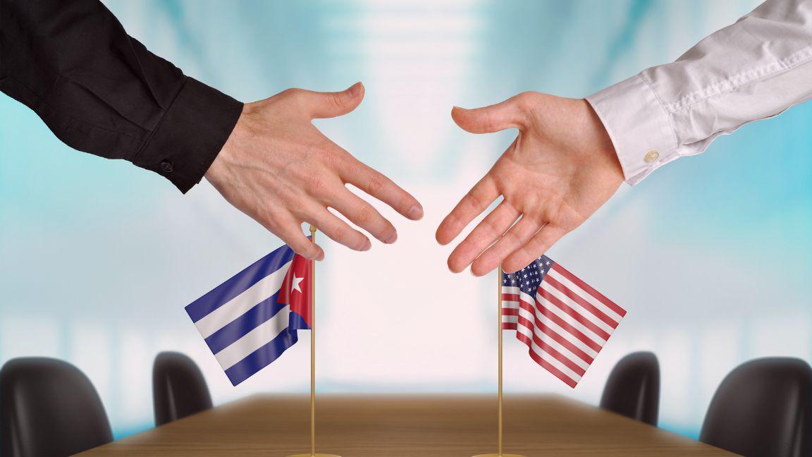 El director de la CIA se reúne con representantes del Gobierno de Cuba