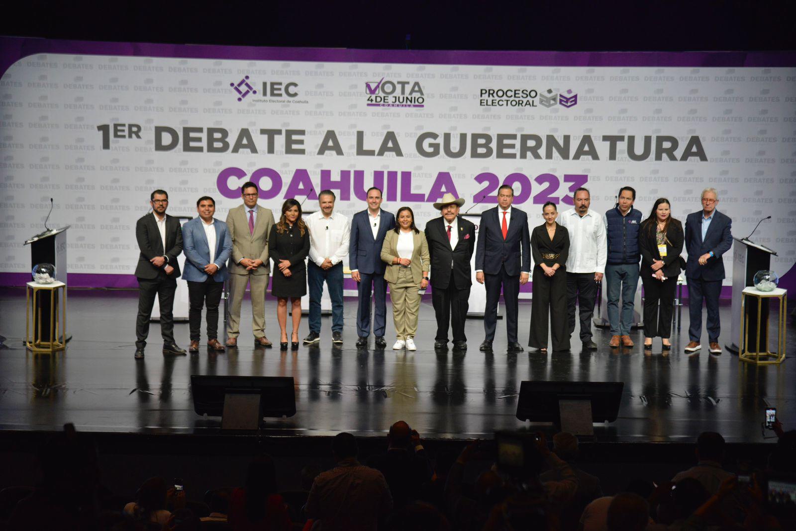 Entre acusaciones y propuestas de gobiernos ciudadanos, debaten los candidatos a la gubernatura de Coahuila
