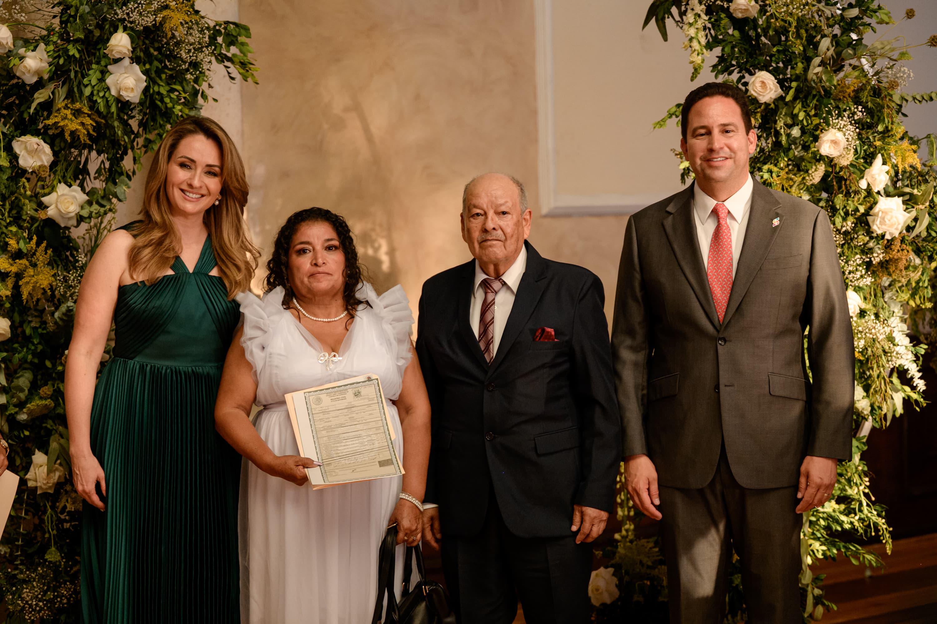 Se dan el sí 78 parejas en bodas comunitarias, en Saltillo. Noticias en tiempo real