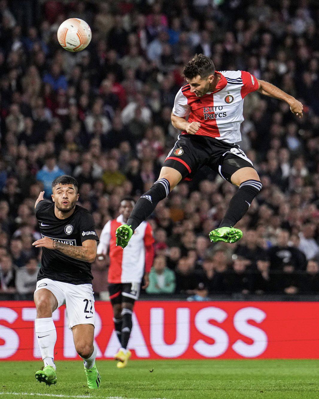 ‘Bebote’ sigue haciendo goles con el Feyenoord . Noticias en tiempo real