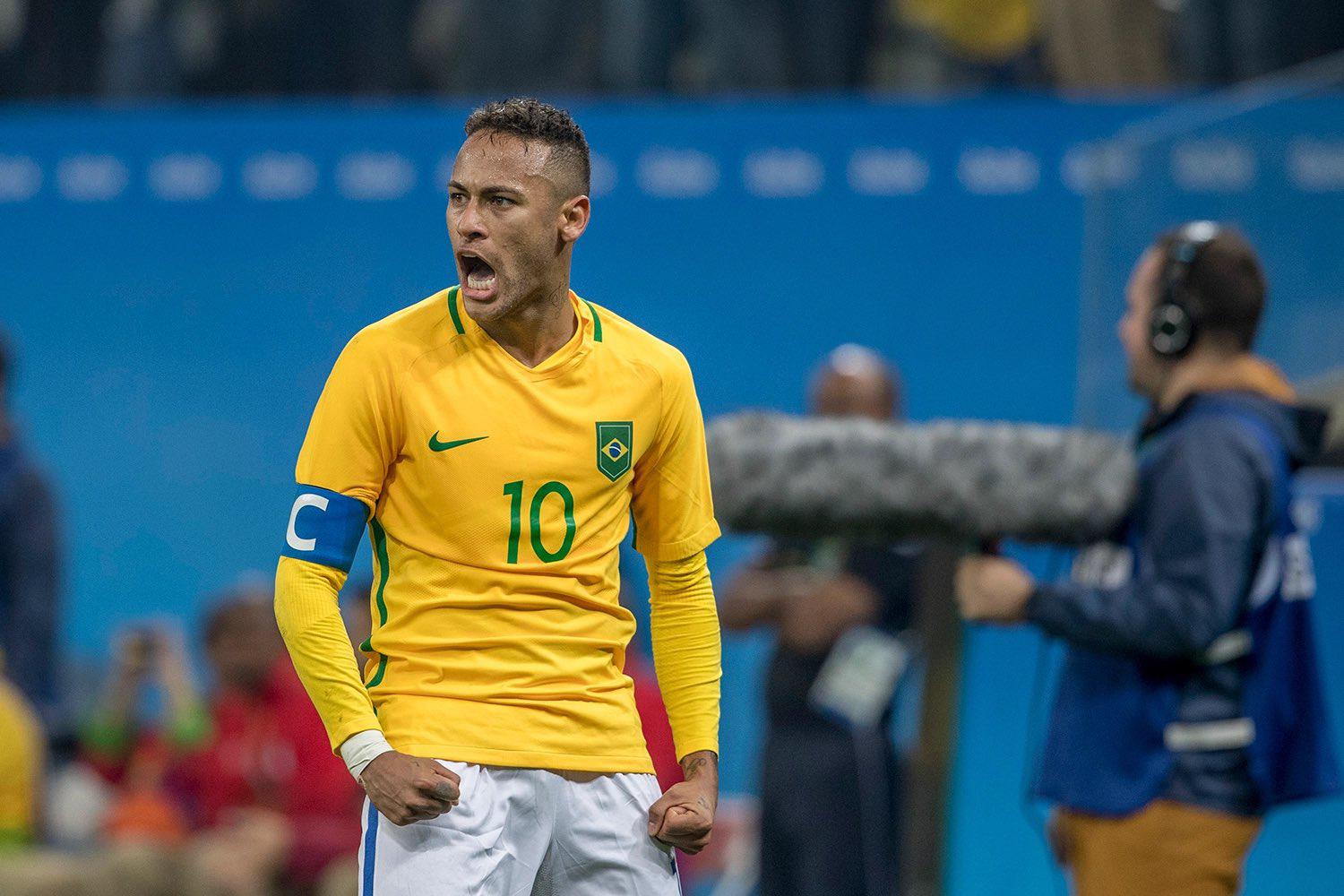 Neymar busca tomar el liderato en Brasil. Noticias en tiempo real
