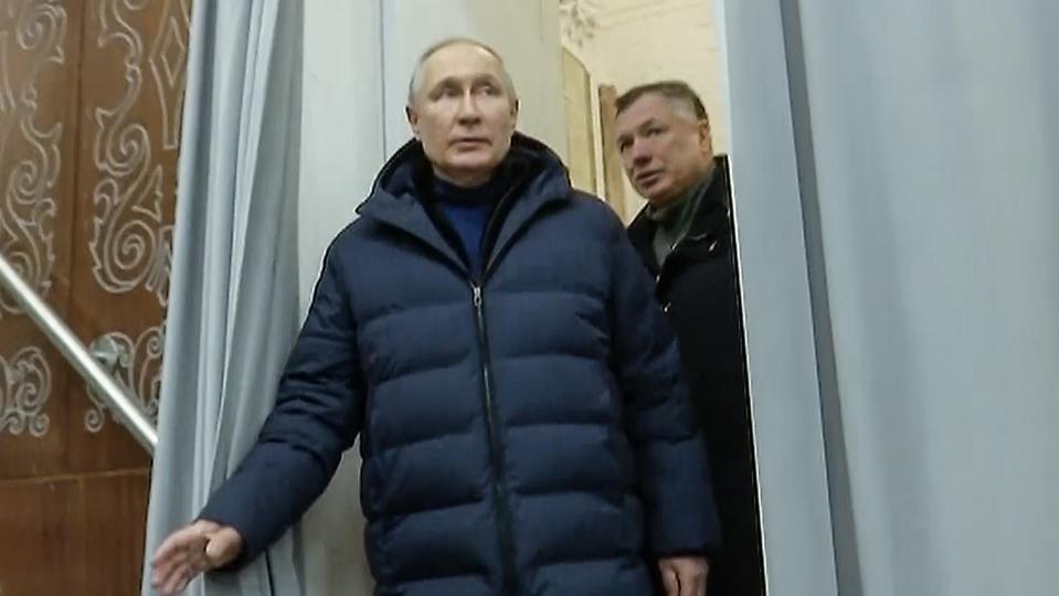 Putin visita la ciudad ocupada de Mariúpol; Ucrania denuncia ‘cinismo’. Noticias en tiempo real
