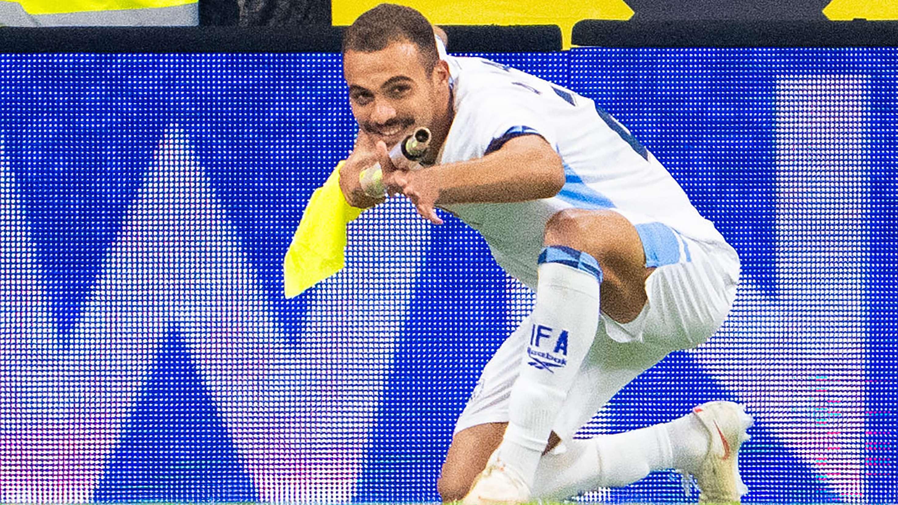 Israel comenzó con derrota su participación en la nueva edición de la UEFA Nations League, pero el resultado quedó prácticamente eclipsado por una insólita expulsión. Saied Abu Farchi marcó el