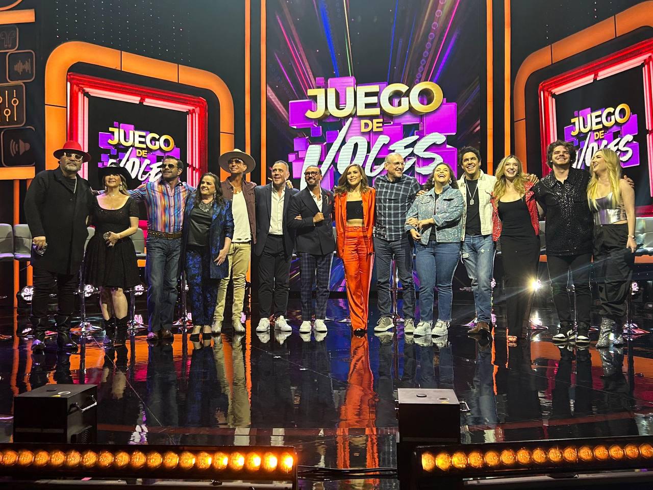 ¡Mañana se estrena un show en familia en Televisa! el productor Eduardo Suárez relata cómo fue reunir artistas ‘Juego de Voces’. Noticias en tiempo real