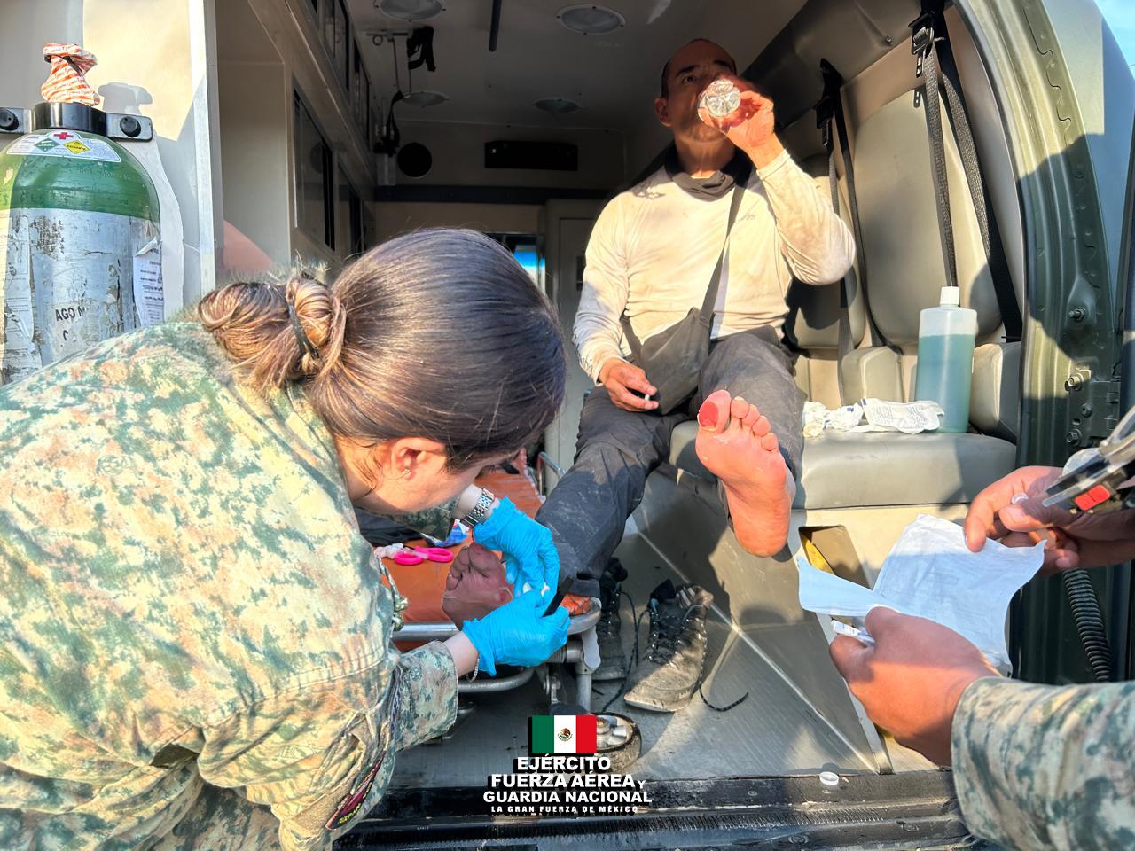 Encuentran con vida a Juan Díaz, operador de dron de N+ que cubría el rescate de mineros en Sinaloa