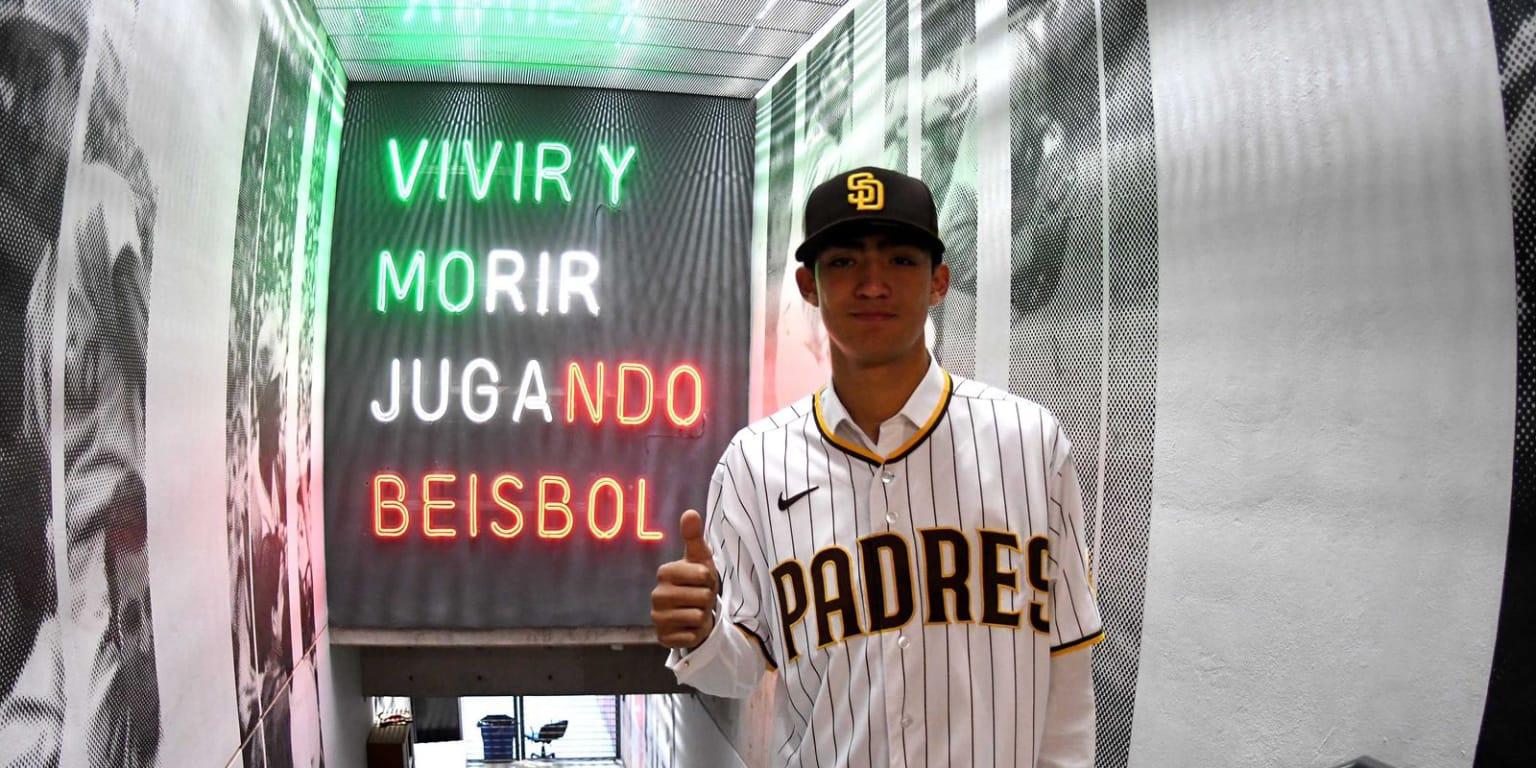 De promesa de la MLB a la deportación: Humberto Cruz, de los Padres, pierde visa por tráfico de migrantes