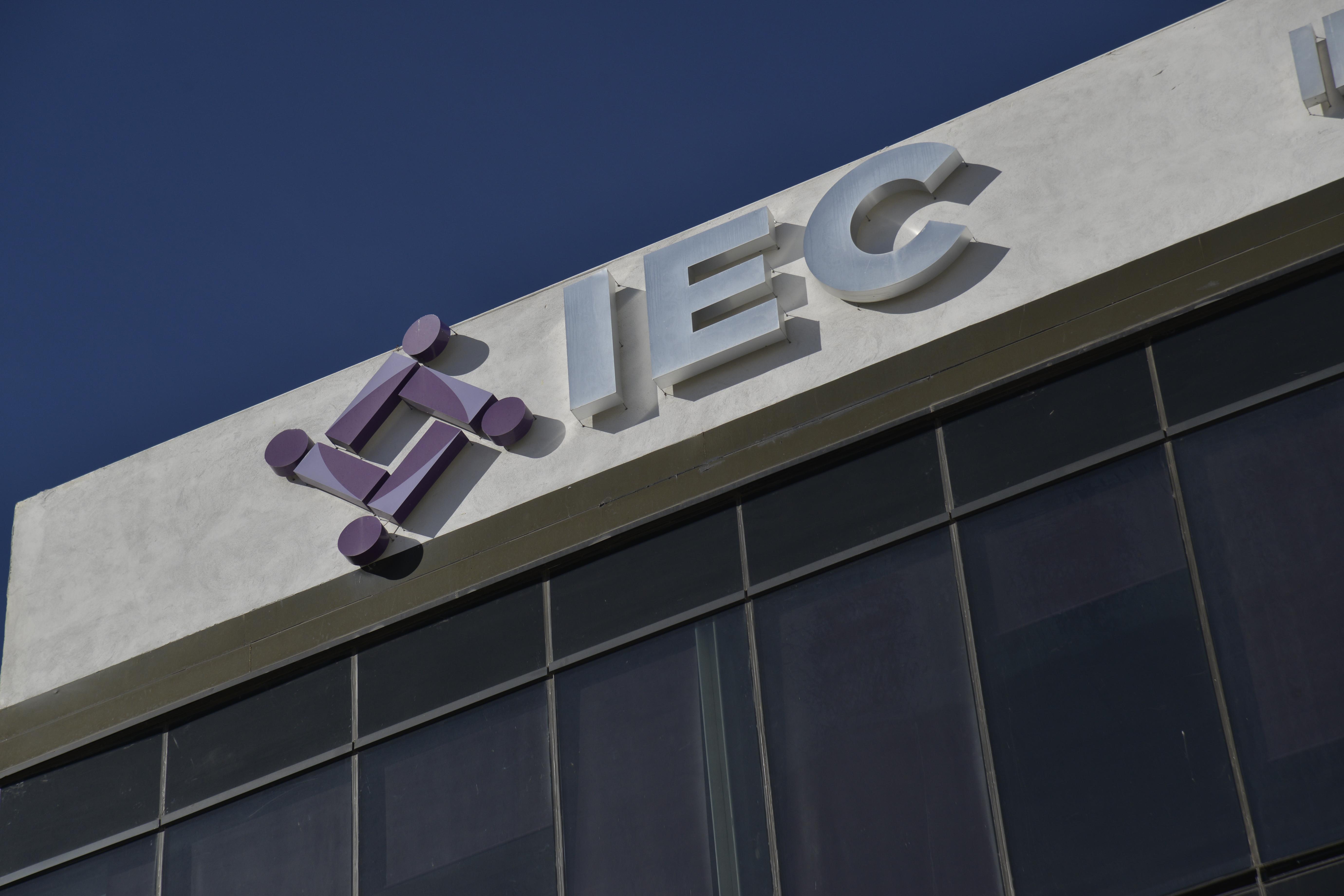 Se registran más de 100 candidatos en Coahuila en los primeros dos días