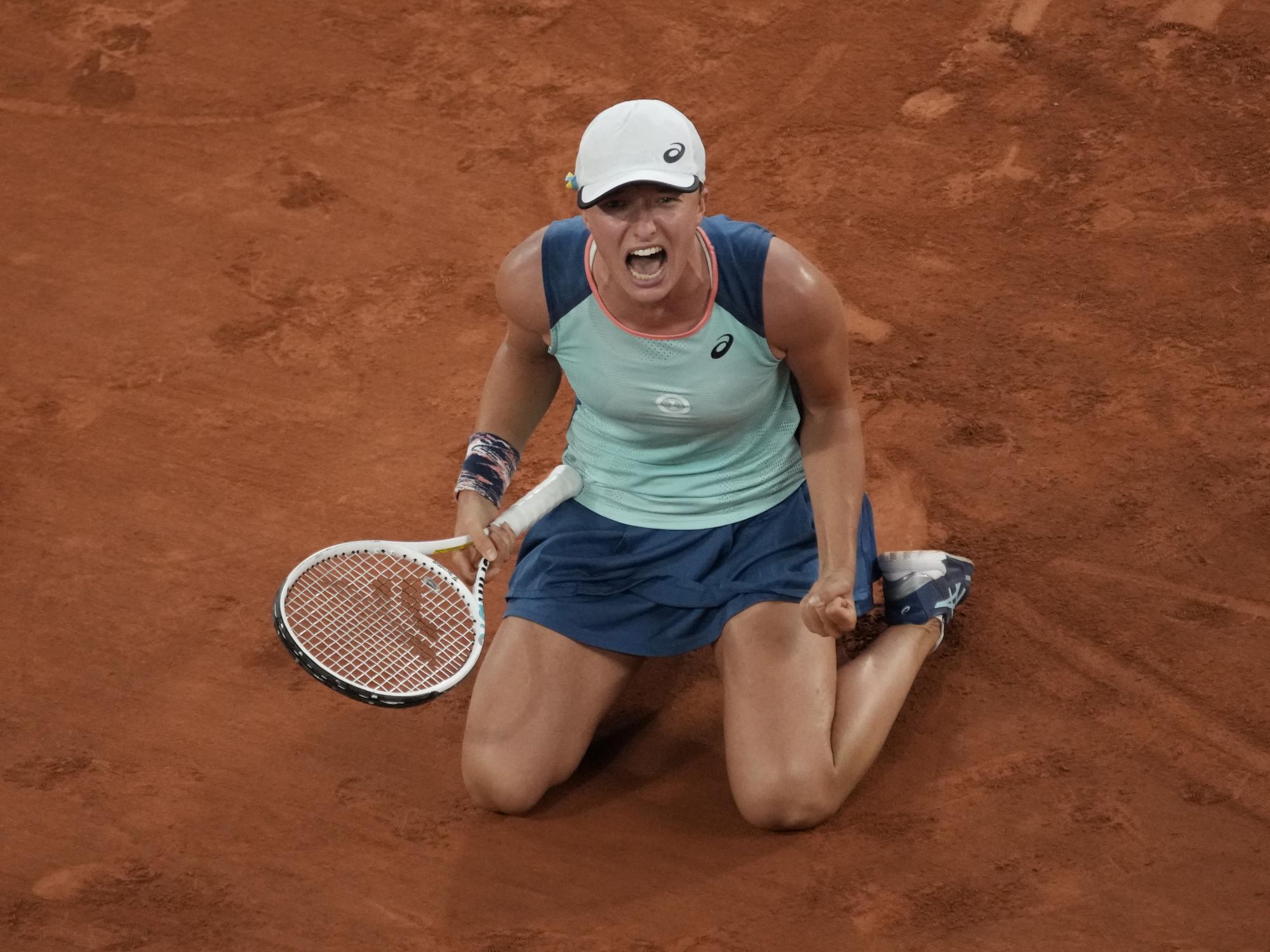 Iga Swiatek cumple 122 semanas como número 1 de la WTA y supera récord de Ash Barty. Noticias en tiempo real