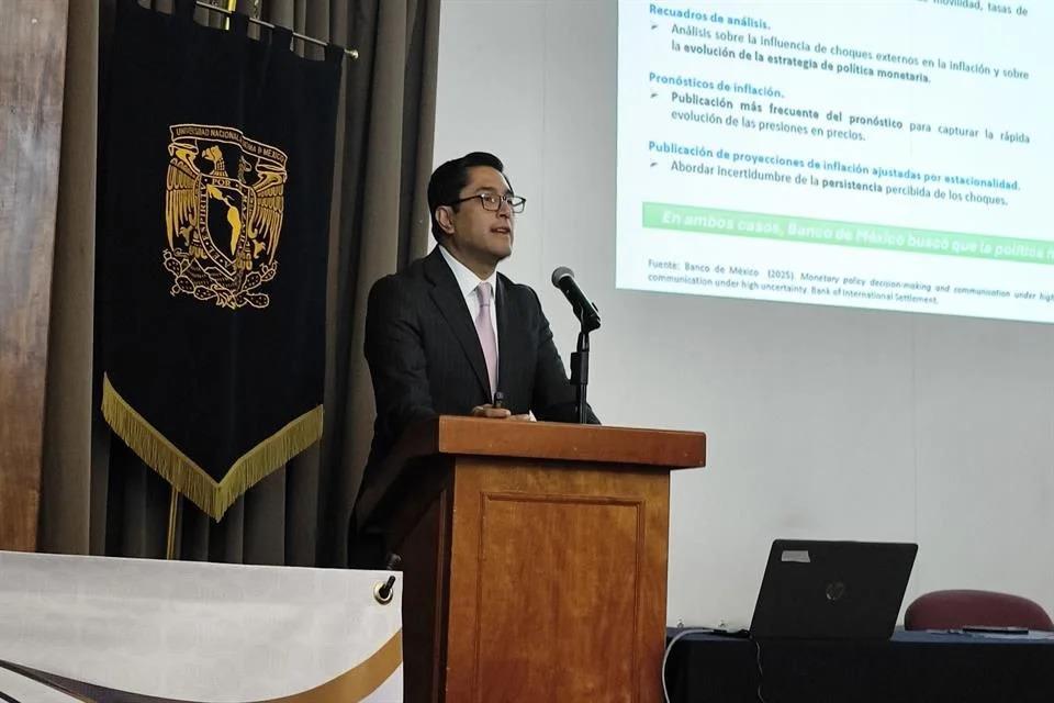 Reservas de 257 mmdp permiten navegar en la incertidumbre: Banxico