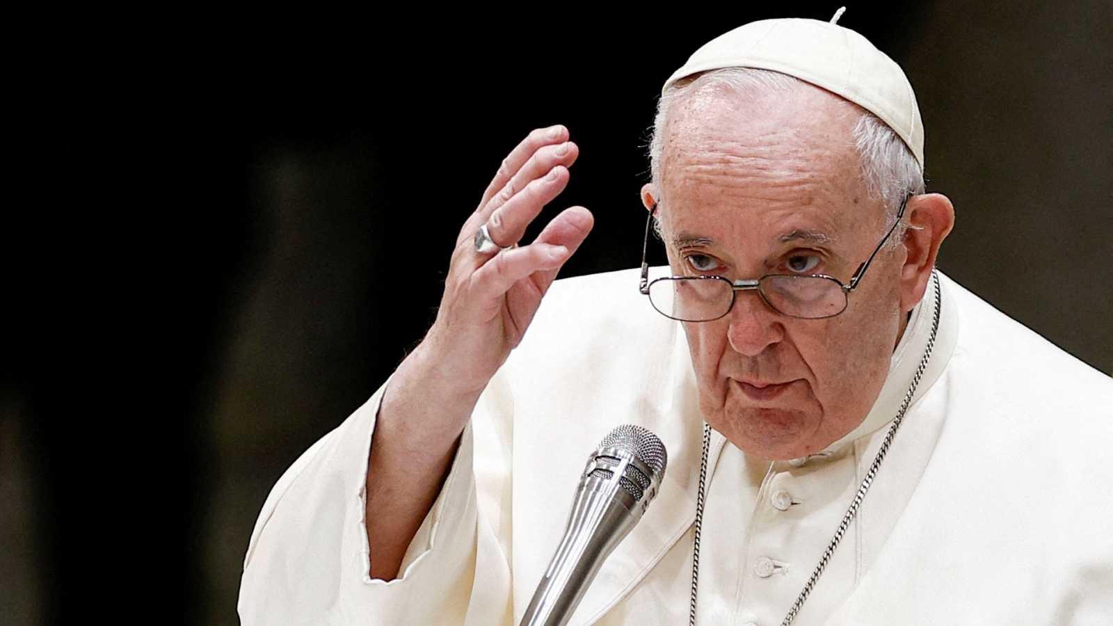 ‘Violencia contra mujeres es fruto de cultura patriarcal y machista’, asegura el Papa. Noticias en tiempo real