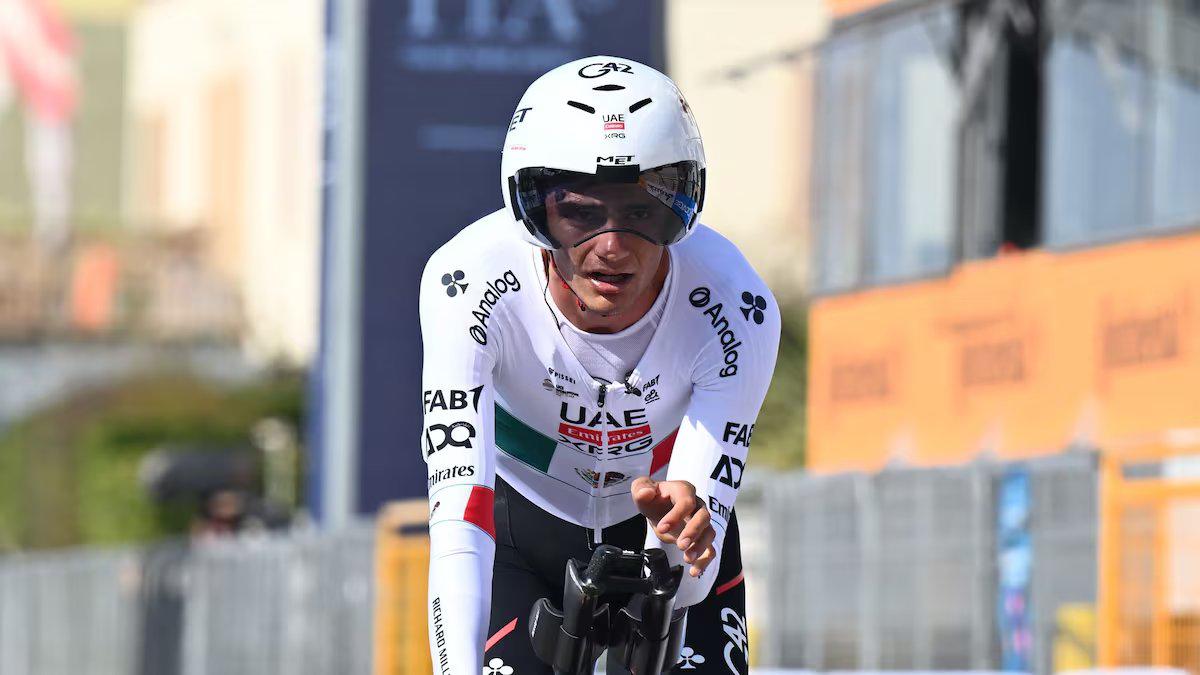 ¿Cómo le fue a Isaac del Toro hoy? El ciclista mexicano firm