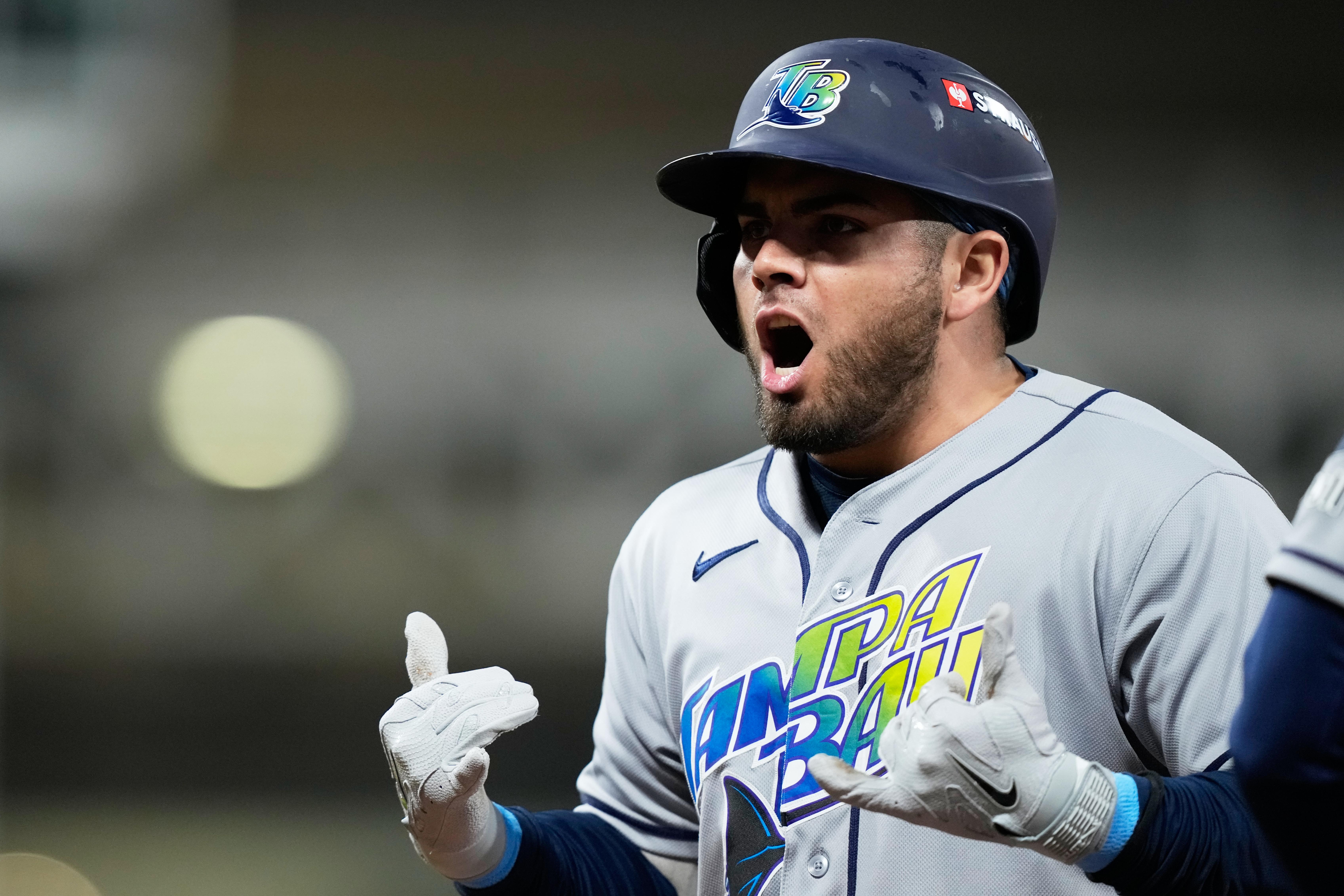 Los Rays de Tampa Bay quedaron a una victoria de disputar la Serie Mundial 2026. Con una ofensiva que golpeó temprano y una sólida actuación de Drew Rasmussen, vencieron 3-1 a los Guardians de Clev