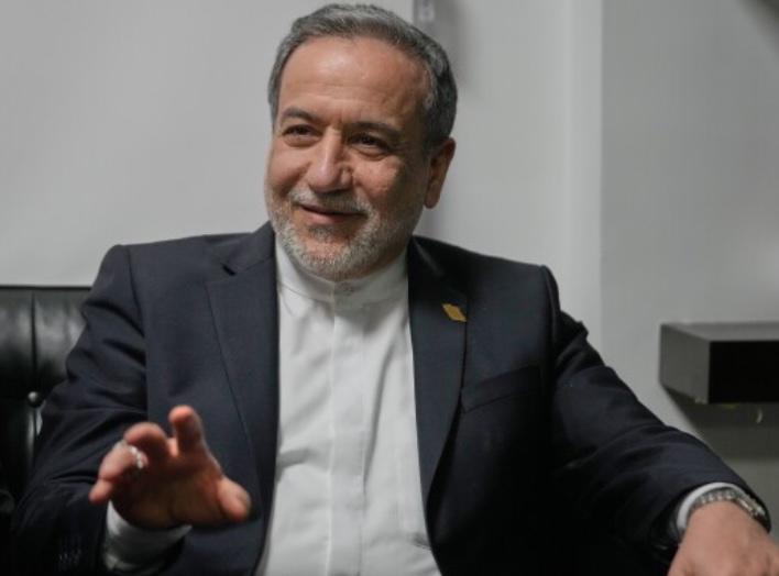 Irán intenta estrechar lazos con Europa para aumentar la presión sobre EU