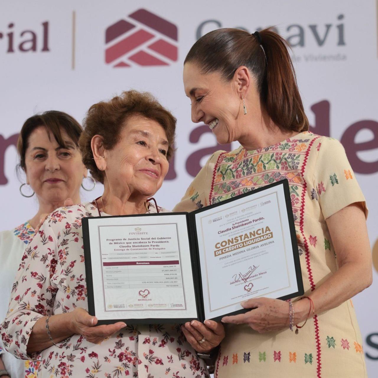 ‘Saldo en ceros’ para deudores: Sheinbaum condona créditos y arremete contra el Fobaproa