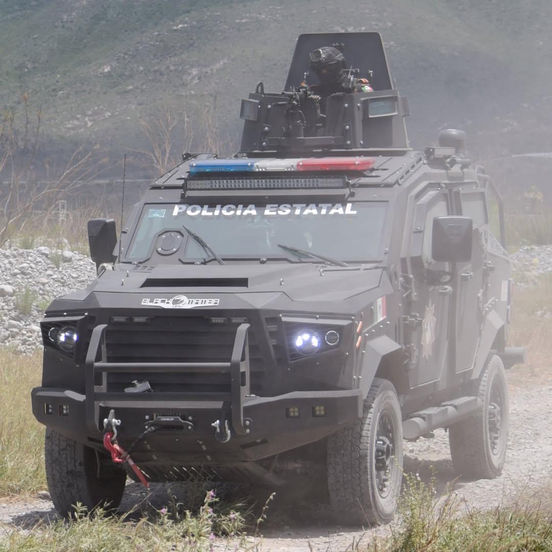 Un abatido y 10 detenidos en enfrentamiento entre policías y civiles armados, en Nuevo León