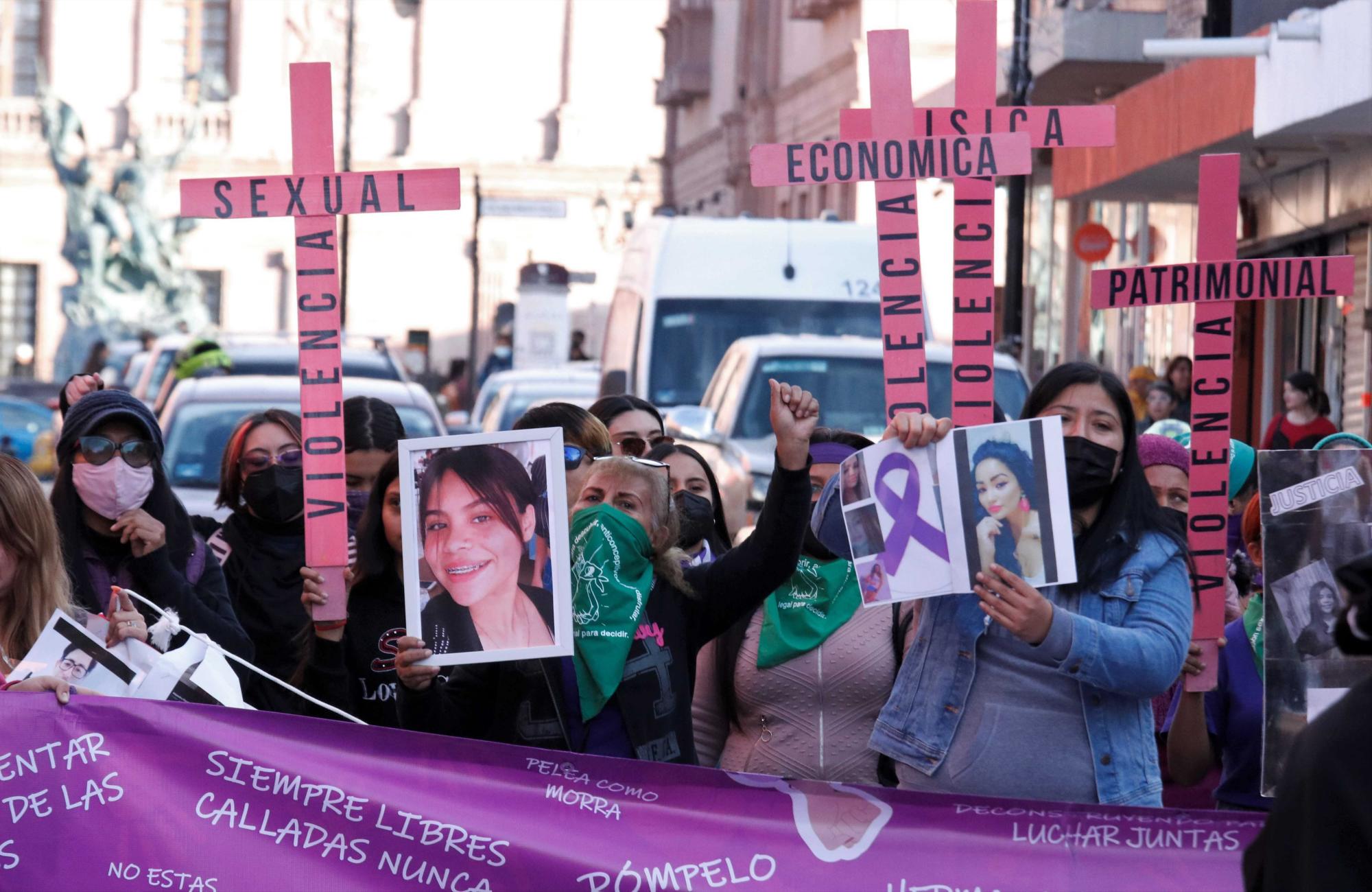 Mujeres de Saltillo alzan la voz contra la violencia de género este 25N. Noticias en tiempo real
