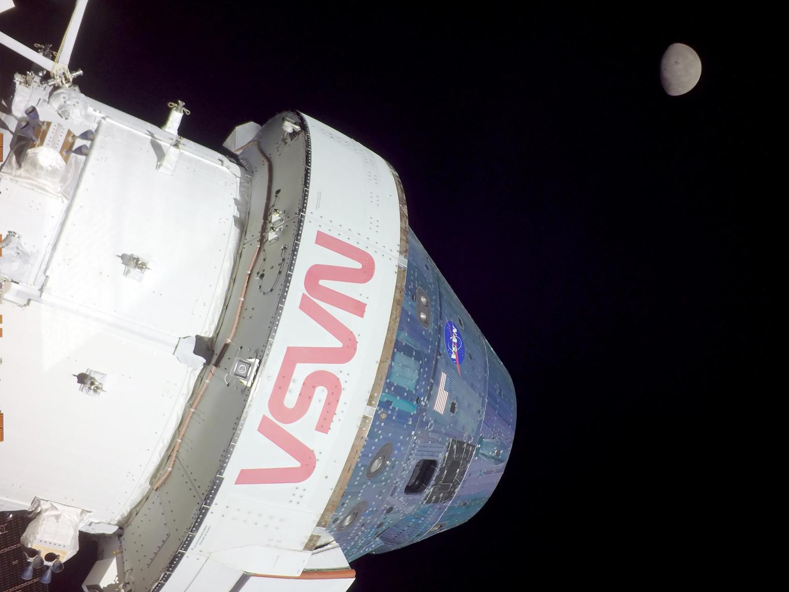 La nave espacial Orion de la NASA envía imágenes en vivo de la luna y la Tierra. Noticias en tiempo real