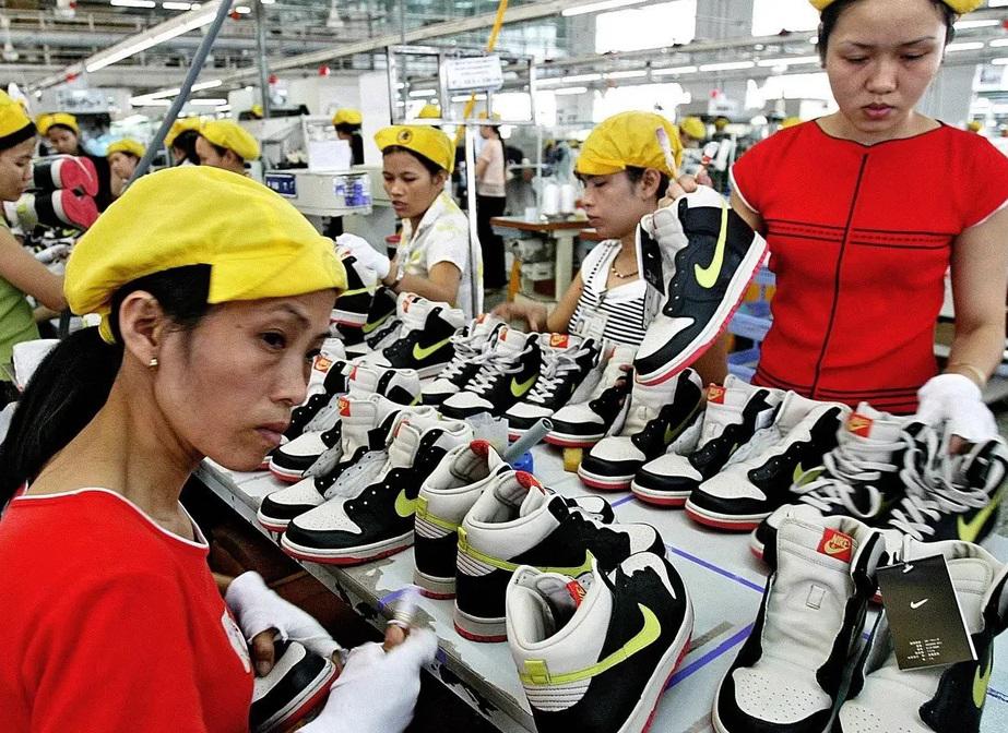 Nike investigada por presuntos trabajos forzados en China. Noticias en tiempo real