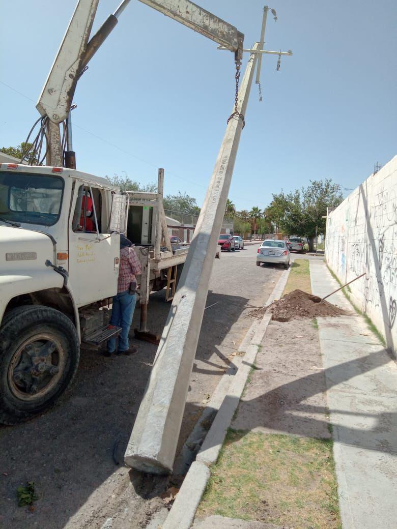 Obras Públicas de Torreón realiza trabajos de rehabilitación en planteles educativos. Noticias en tiempo real