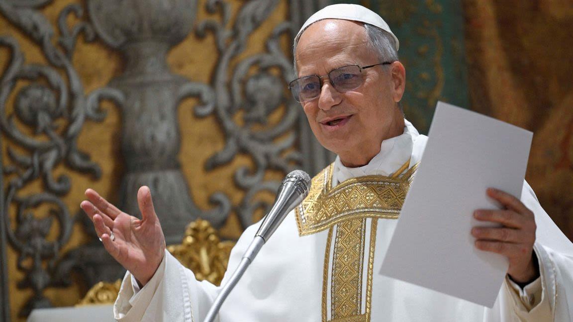 El papa León XIV preside su primera misa desde la Capilla Sixtina. Noticias en tiempo real