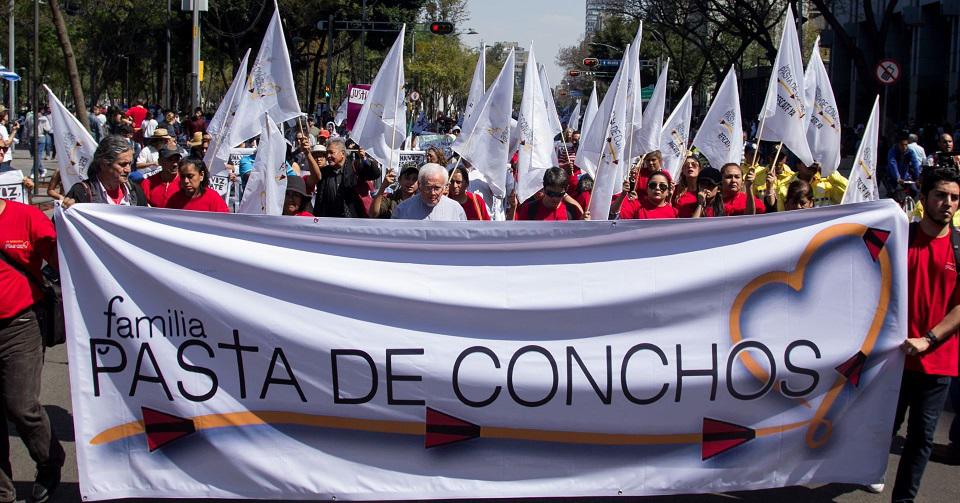 Esposas de los 63 mineros de Pasta de Conchos desconocen demanda contra Grupo México. Noticias en tiempo real