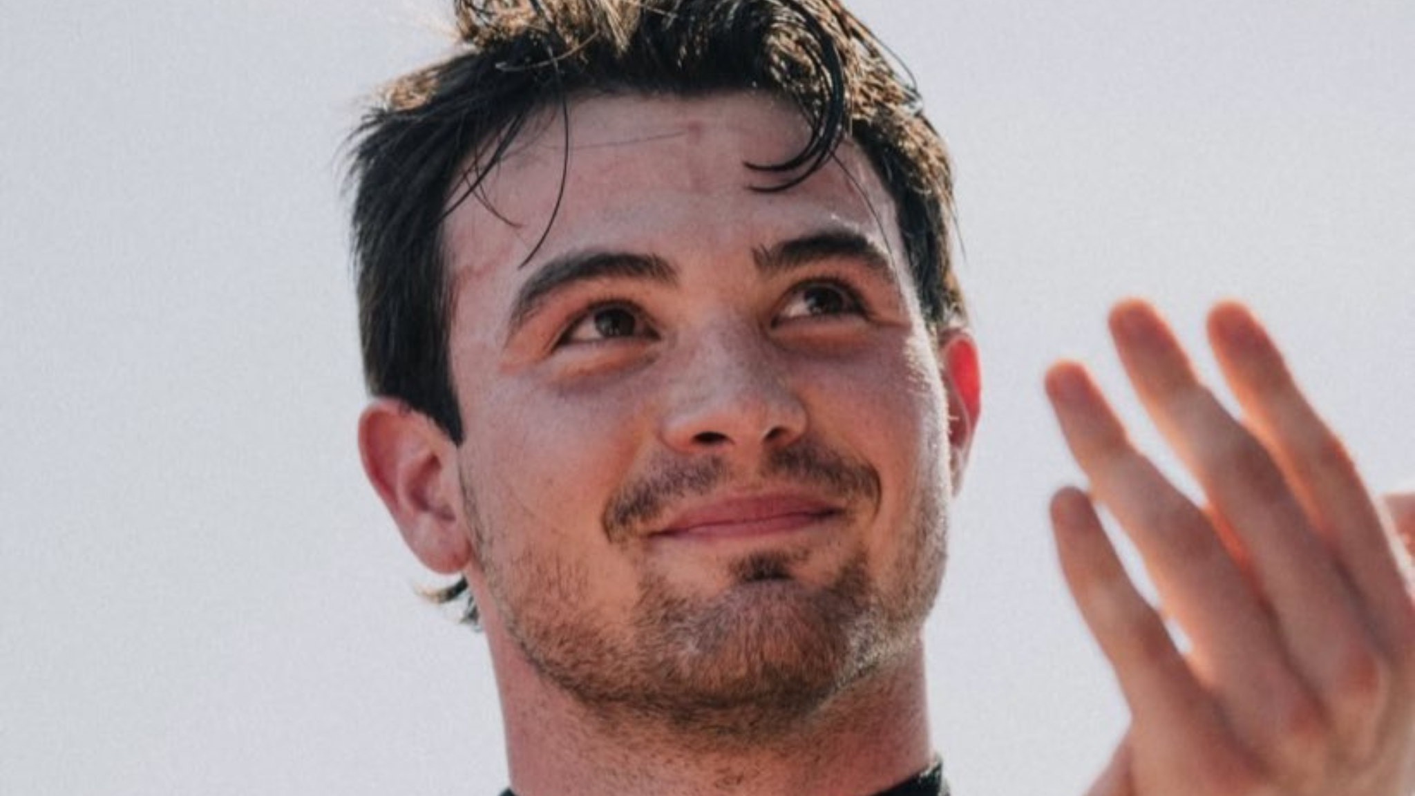 El piloto mexicano Patricio “Pato” O’Ward terminó en el segundo puesto durante la segunda fecha del calendario 2025 de la serie IndyCar, celebrada el domingo en el Thermal Club, California. Aun