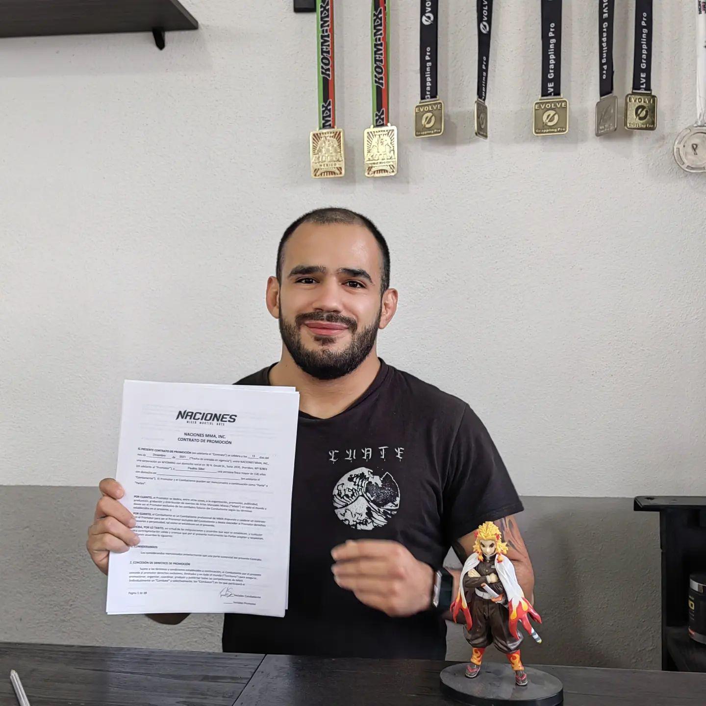 ‘Cuate’ Siller firma multicontrato con Naciones MMA. Noticias en tiempo real