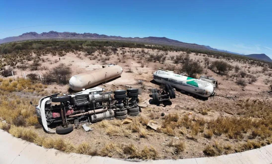 Nube tóxica por volcadura de pipa con amoniaco en Sonora intoxica a 27 personas