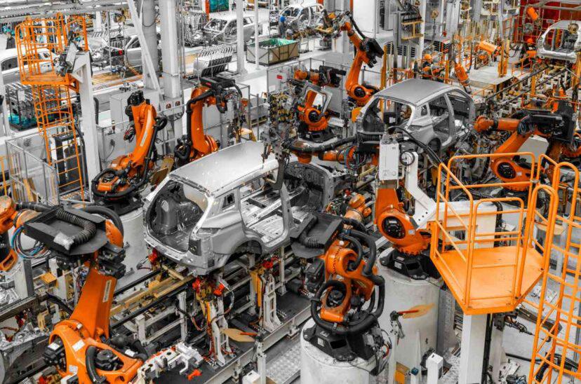 La producción industrial en EU creció un 0.7% en el mes de abril