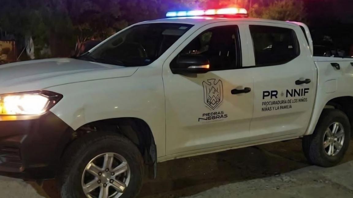 Resguardan a niña de 2 años hallada sola en las calles de Piedras Negras