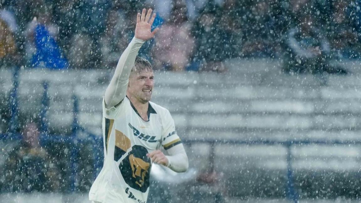 ¿Quién morirá?... La maldición de Aaron Ramsey tras su primer gol con Pumas; cada vez que anota fallece un famoso. Noticias en tiempo real