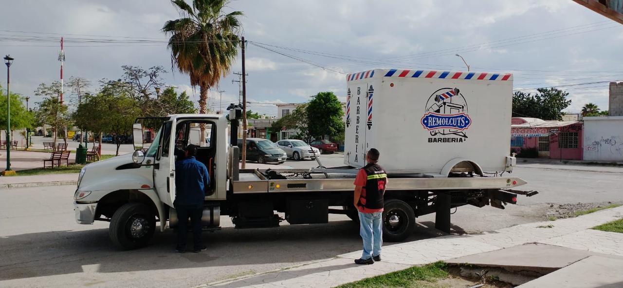 Continúa en Torreón el retiro de escombro y autos chatarra de la vía pública. Noticias en tiempo real